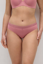 Cueca midi com bordes em renda